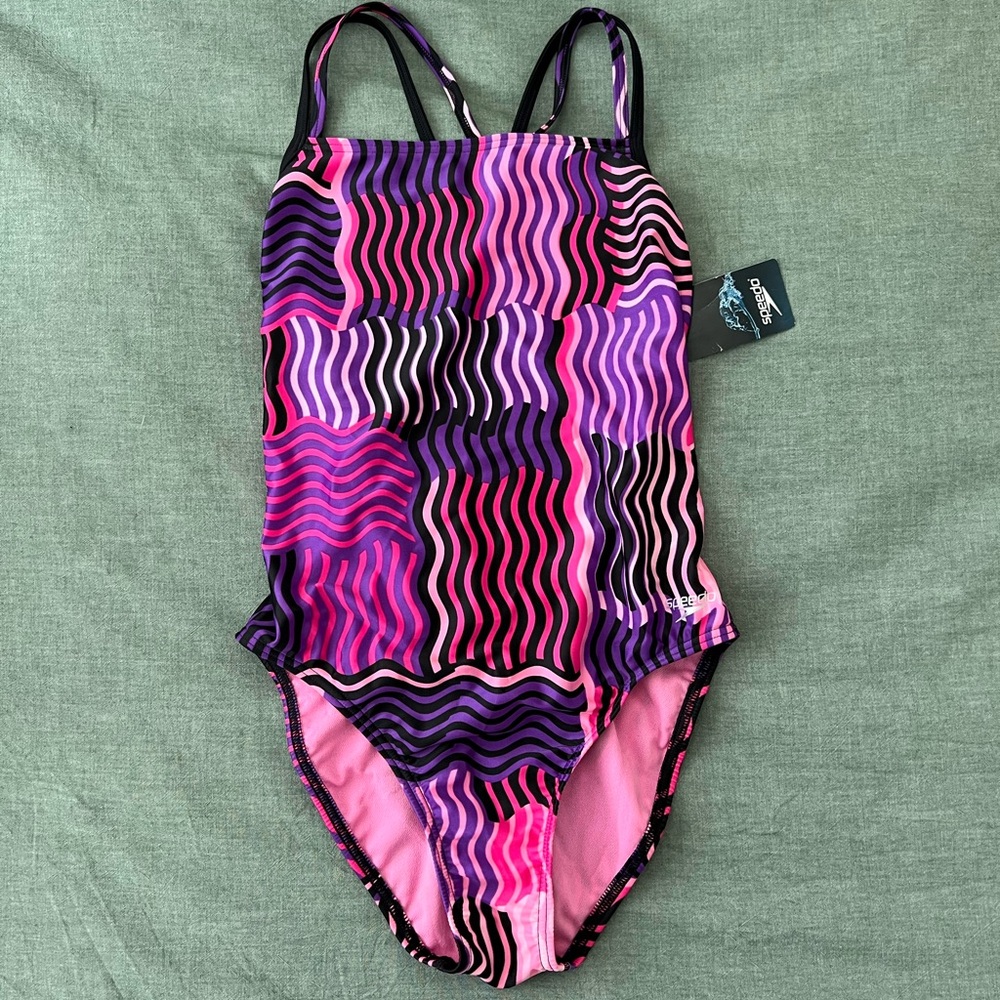 Speedo Women’s One Piece Bathing Suit